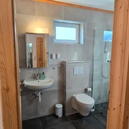 Haus Auszeit فندق مبيت وإفطار