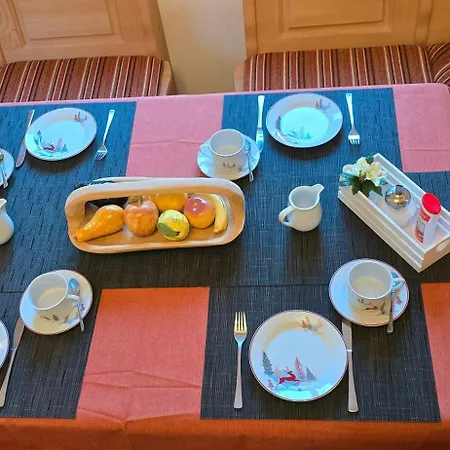 Haus Auszeit Bed & Breakfast 3*